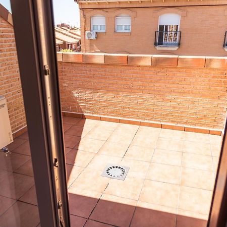 Apartamentos Hotel Carlos I Yuncos ภายนอก รูปภาพ