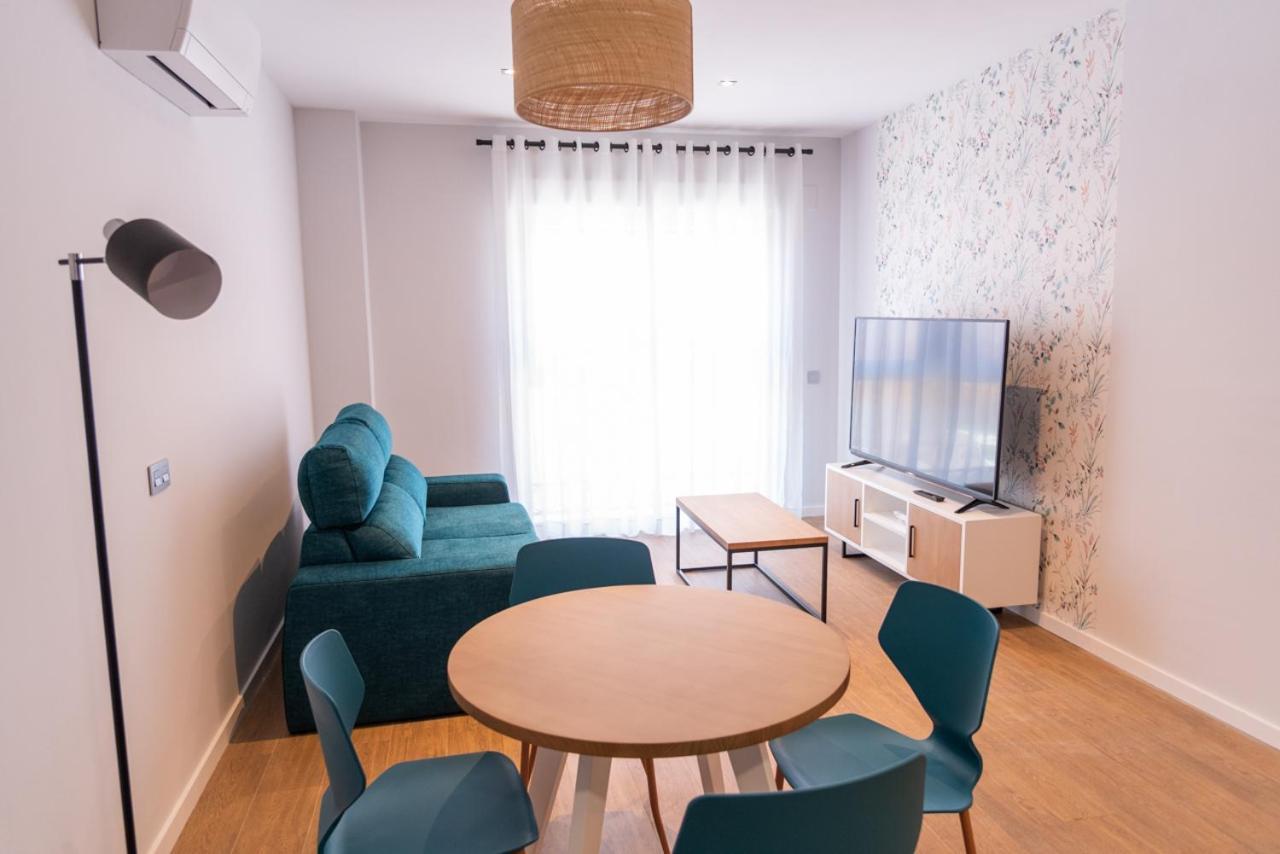 Apartamentos Hotel Carlos I Yuncos ภายนอก รูปภาพ